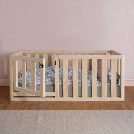 Elevated vs Floor-Level House Beds: Key Differences