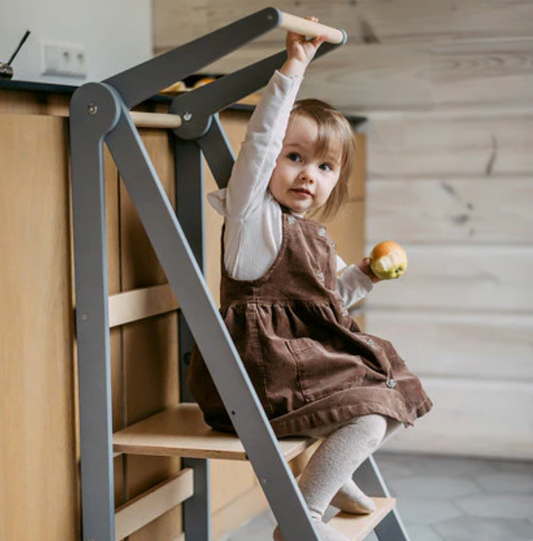 Ladder With Shelves: Custom Storage That Grows