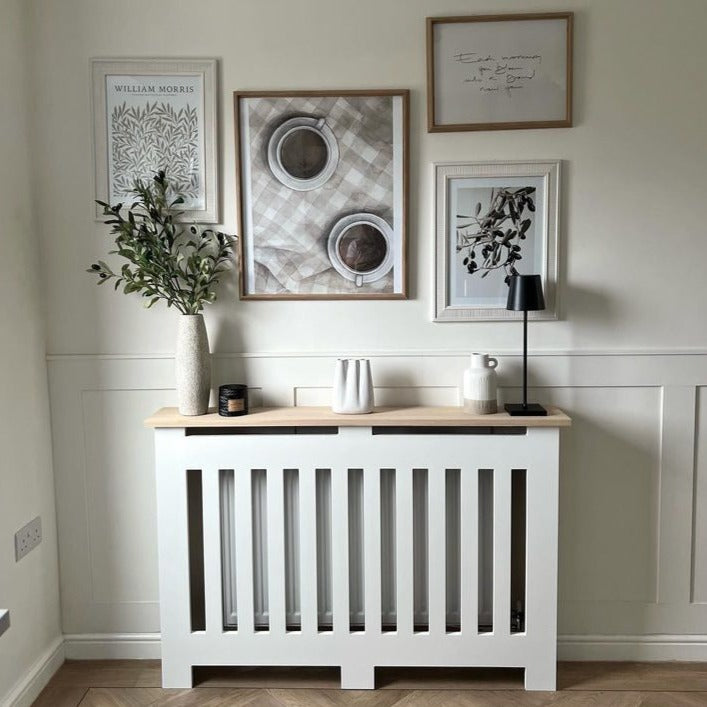 Cache-radiateur sur mesure : Lattes verticales à large espacement - 115 cm x 15 cm x 75 cm