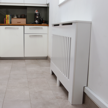 Cache-radiateur sur mesure : Lattes verticales à large espacement - 50 cm x 15 cm x 89 cm