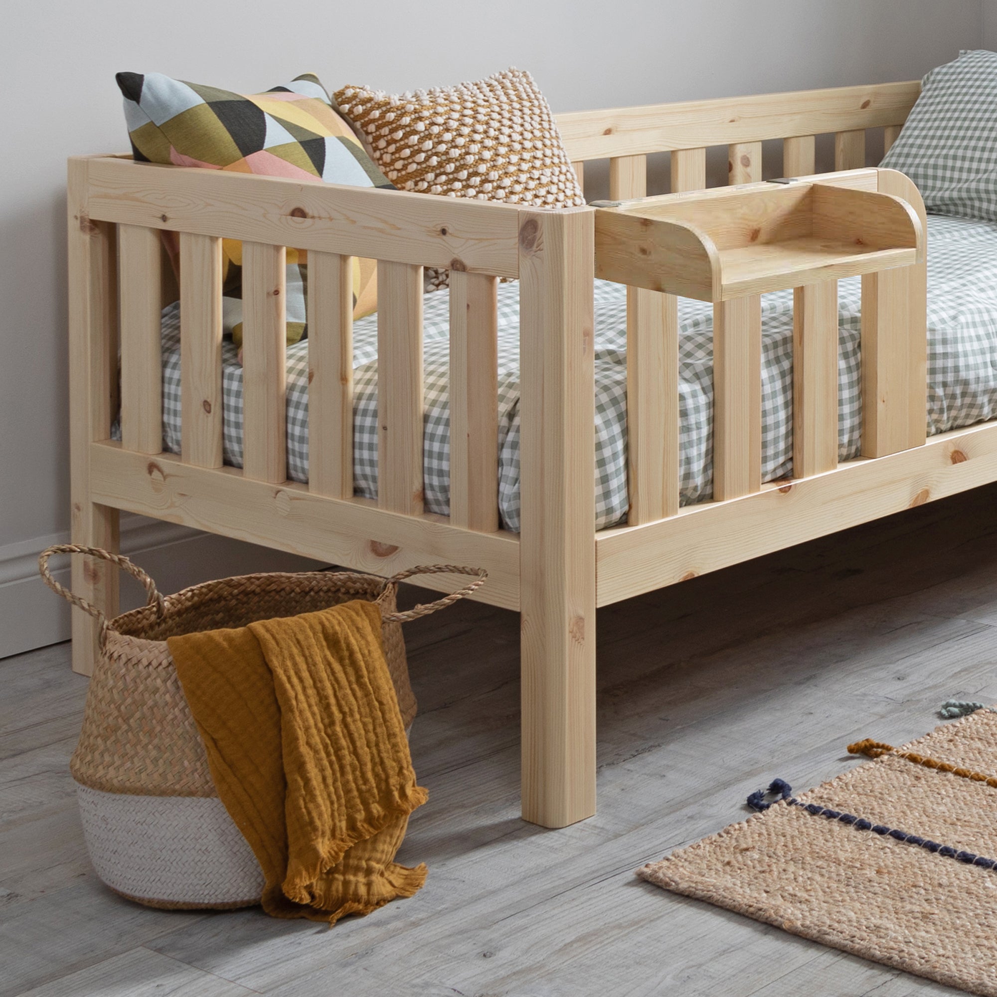 Übergangs-Nachttischablage