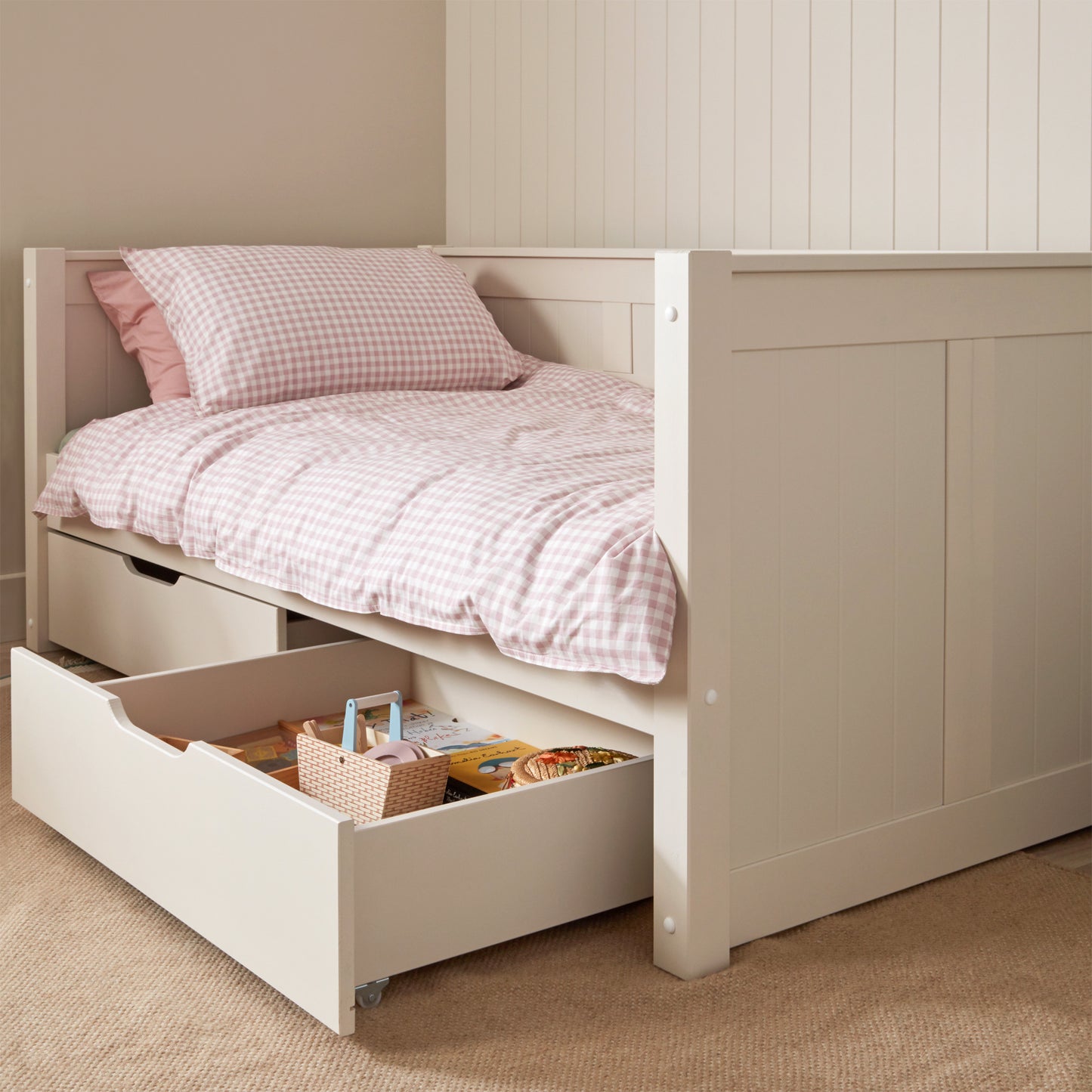 Hamptons Day Bed