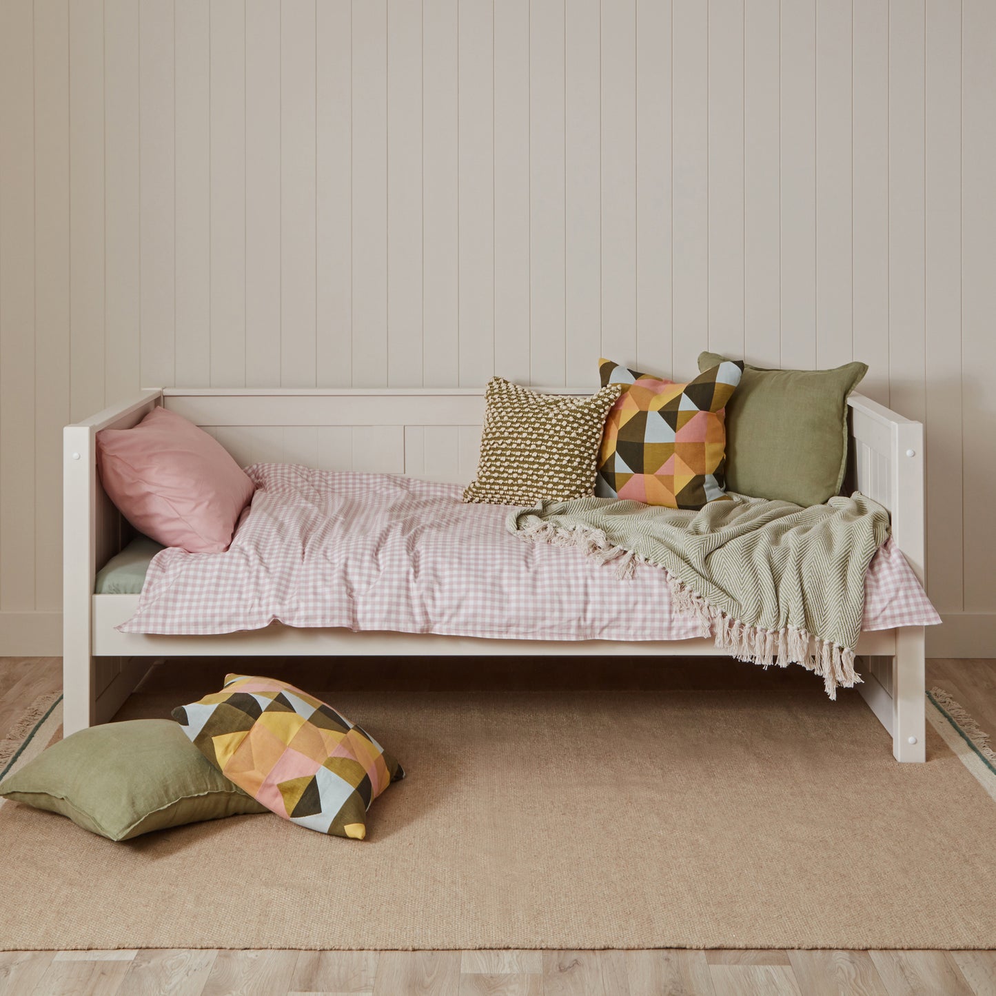 Hamptons Day Bed