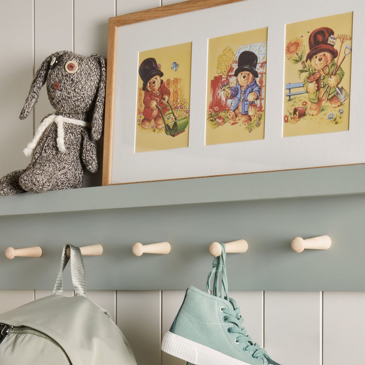 Painted Peg Rail with Picture Shelf