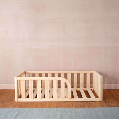 Toddler Floor Bed - Single Round Opening, Right Side