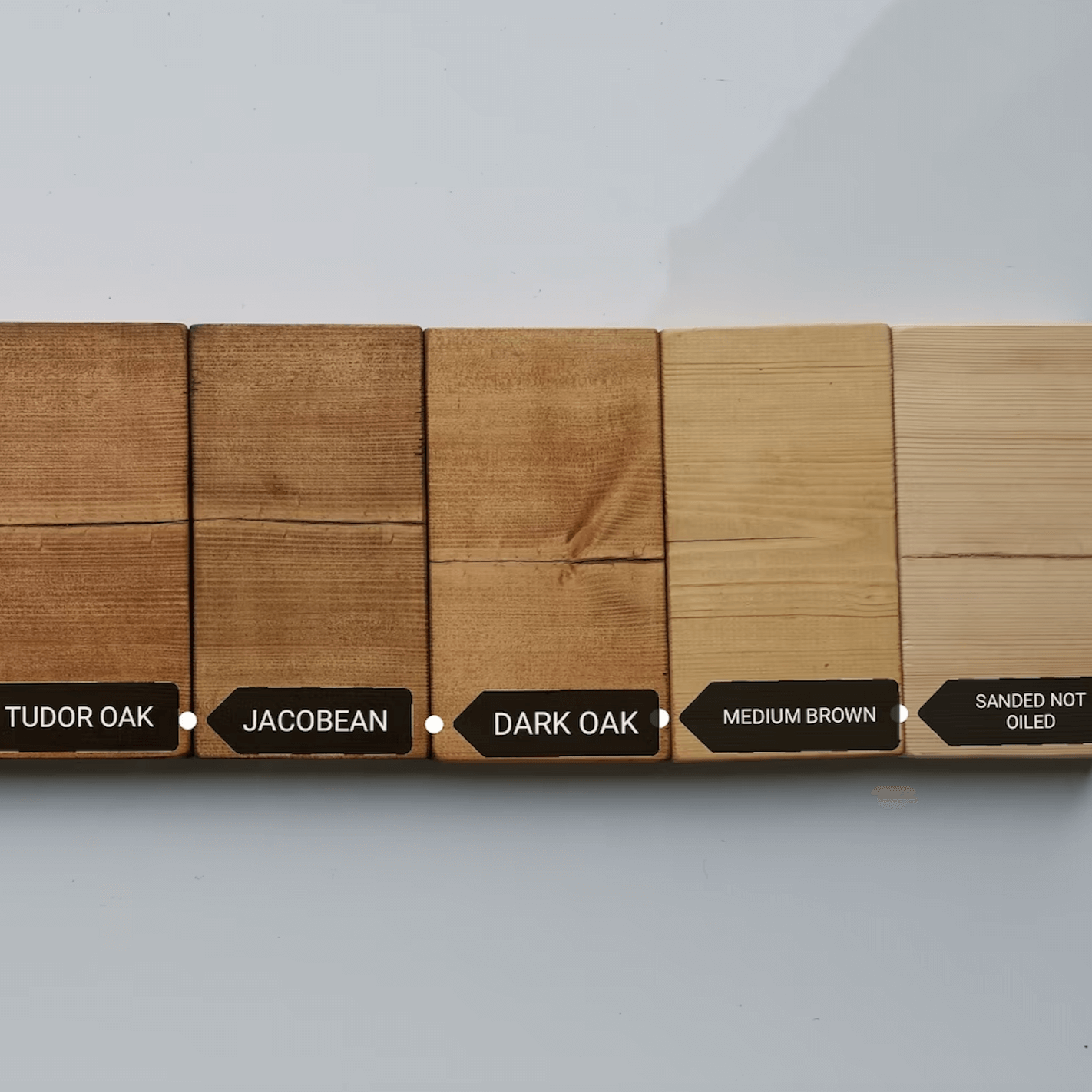 Schwebendes Regal mit Kleiderstange fürs Kinderzimmer – 30 cm x 22 cm