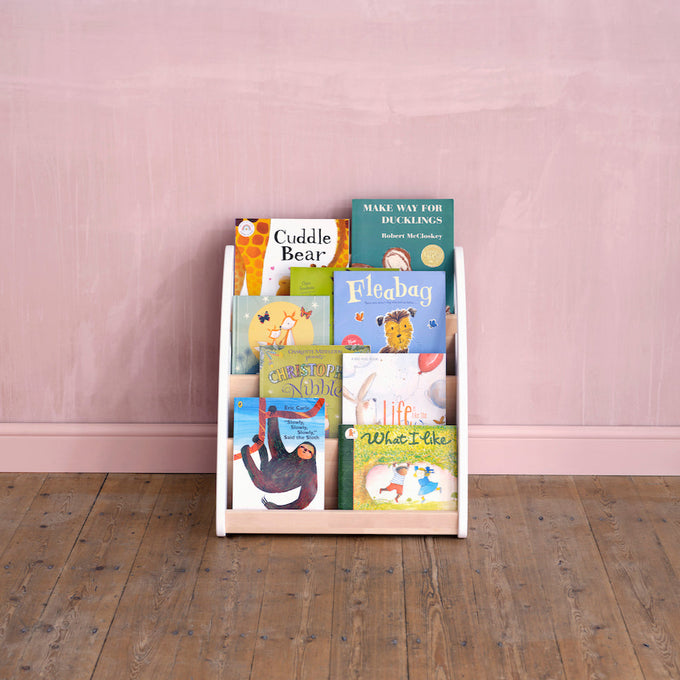 Montessori Bookshelf