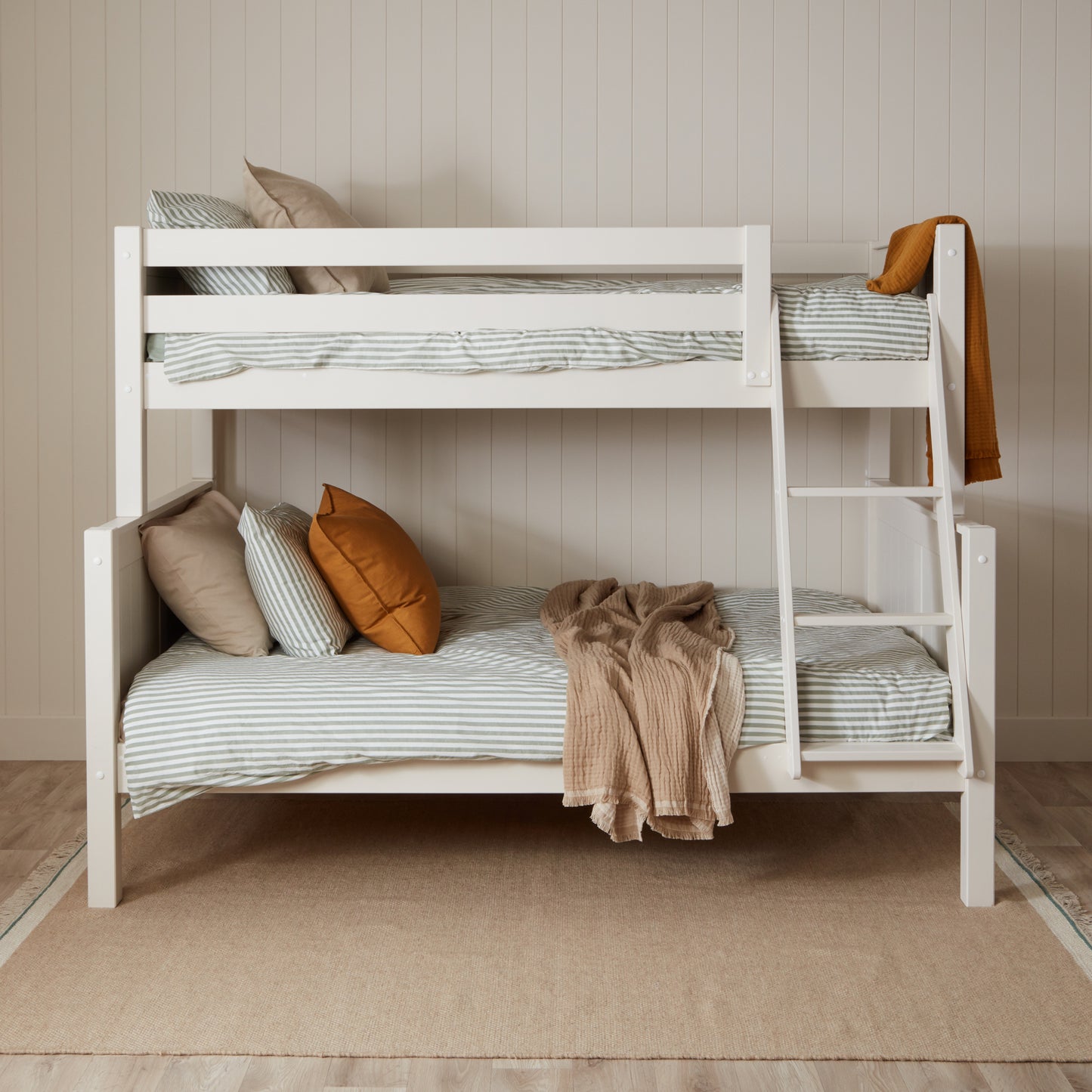 Hamptons Convertible Trio Bunk Bed