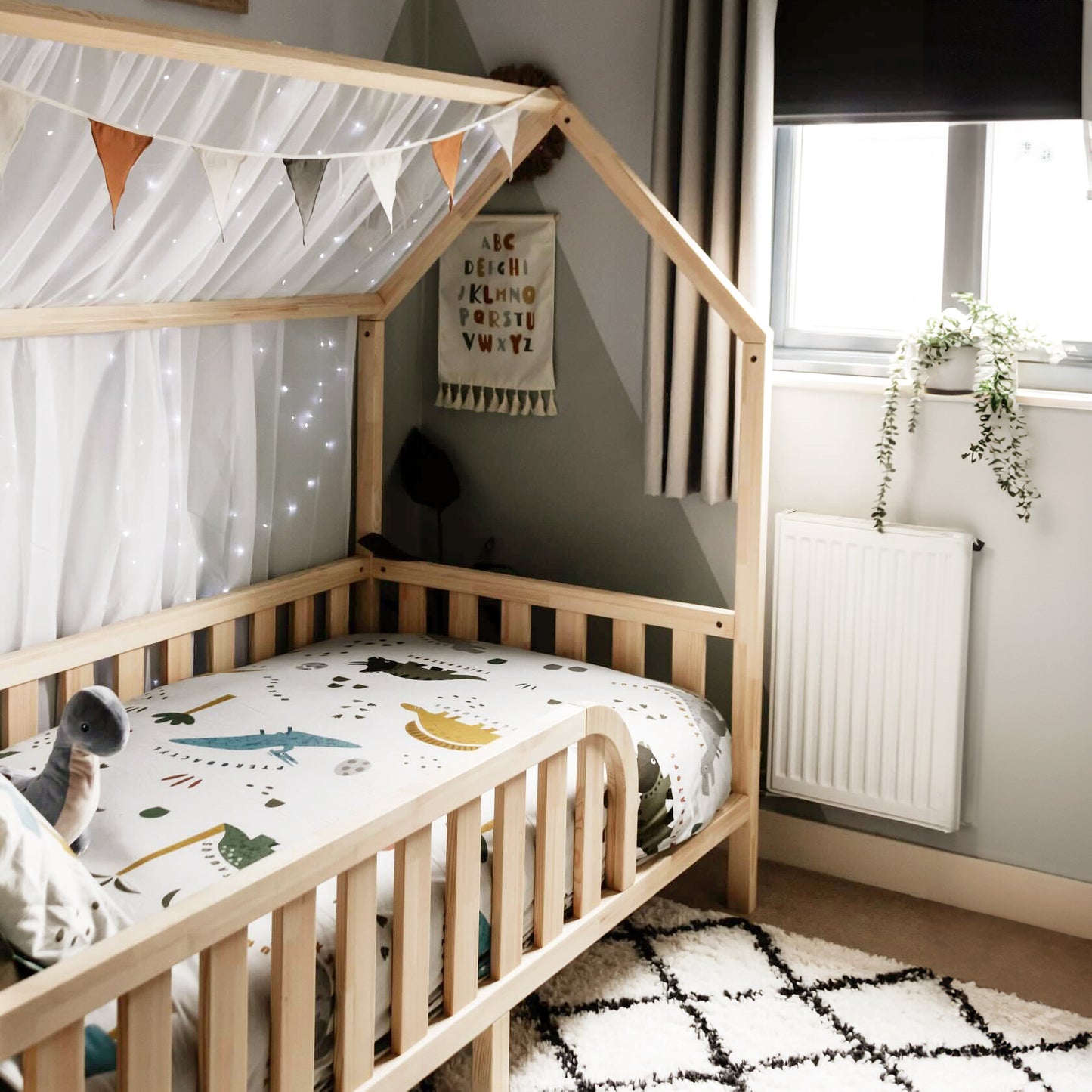 Toddler House Bed
