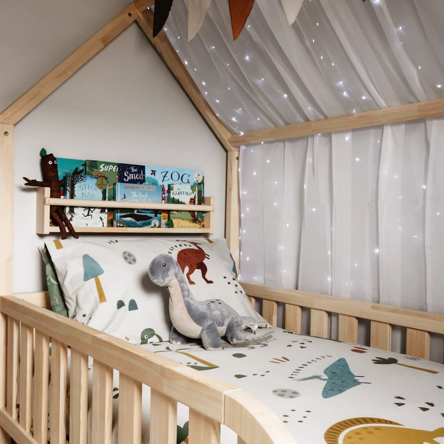 Toddler House Floor Bed with Mattress Bundle