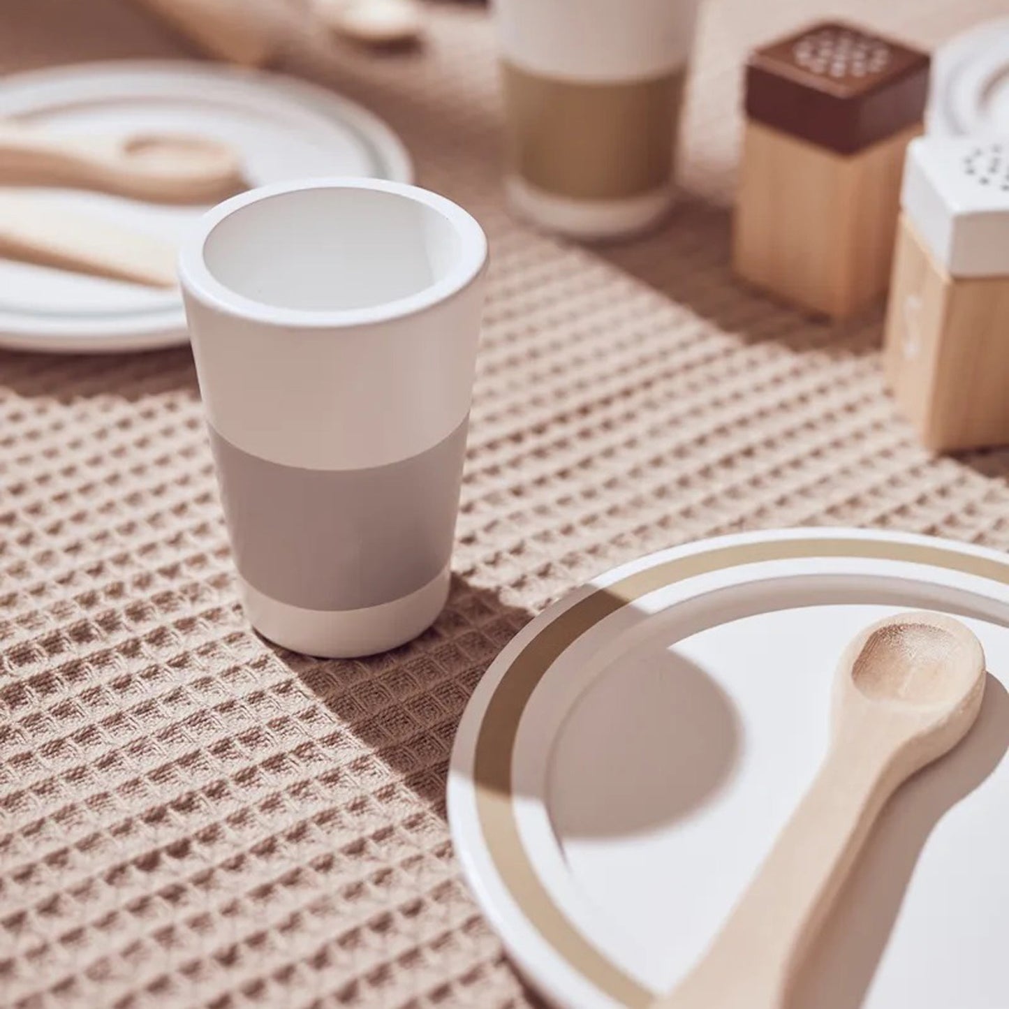 Kids Toy Bistro Dinnerware Set - Kids