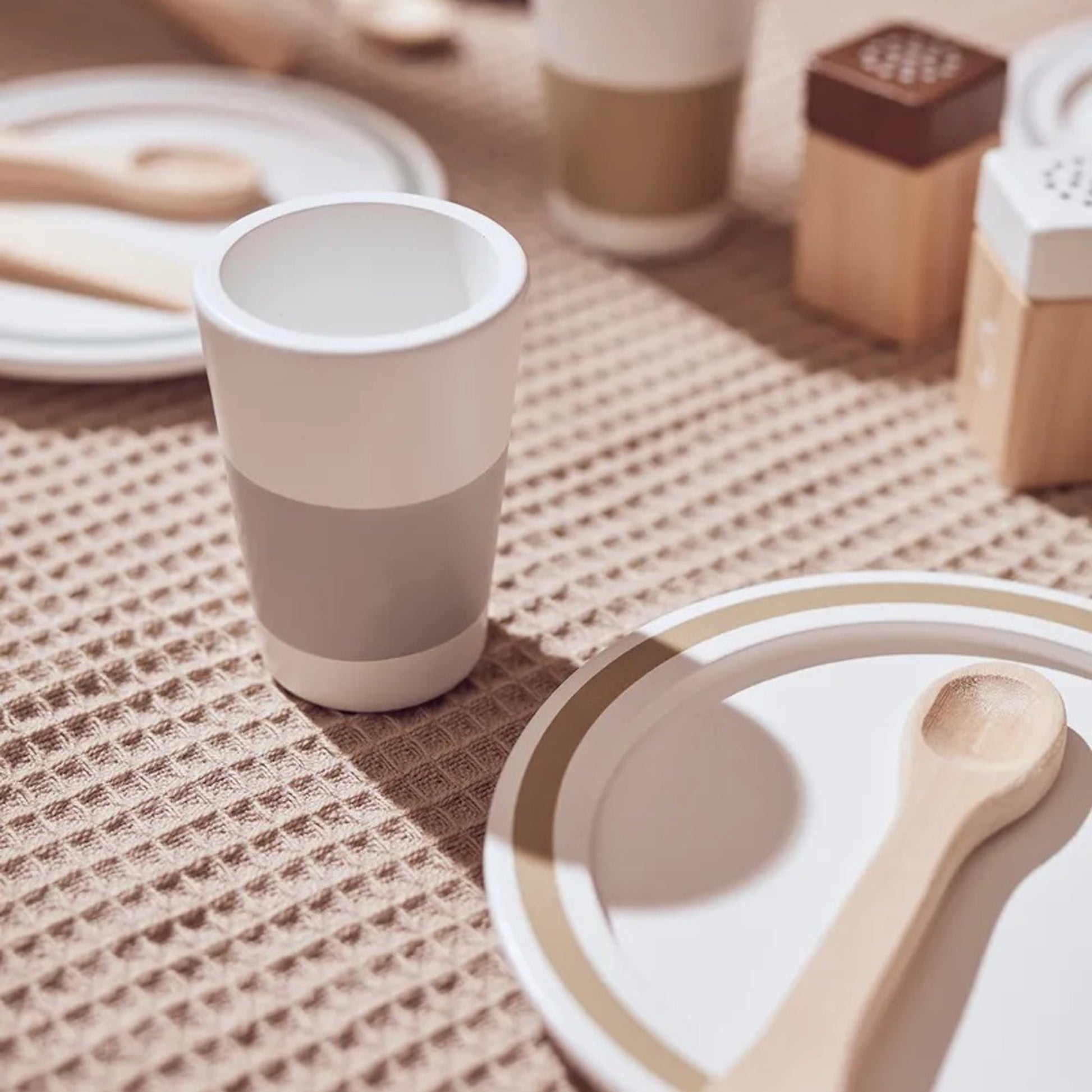 Kids Toy Bistro Dinnerware Set - Kids