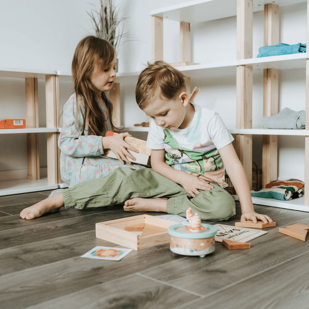 Montessori Mini Shelves - Kids